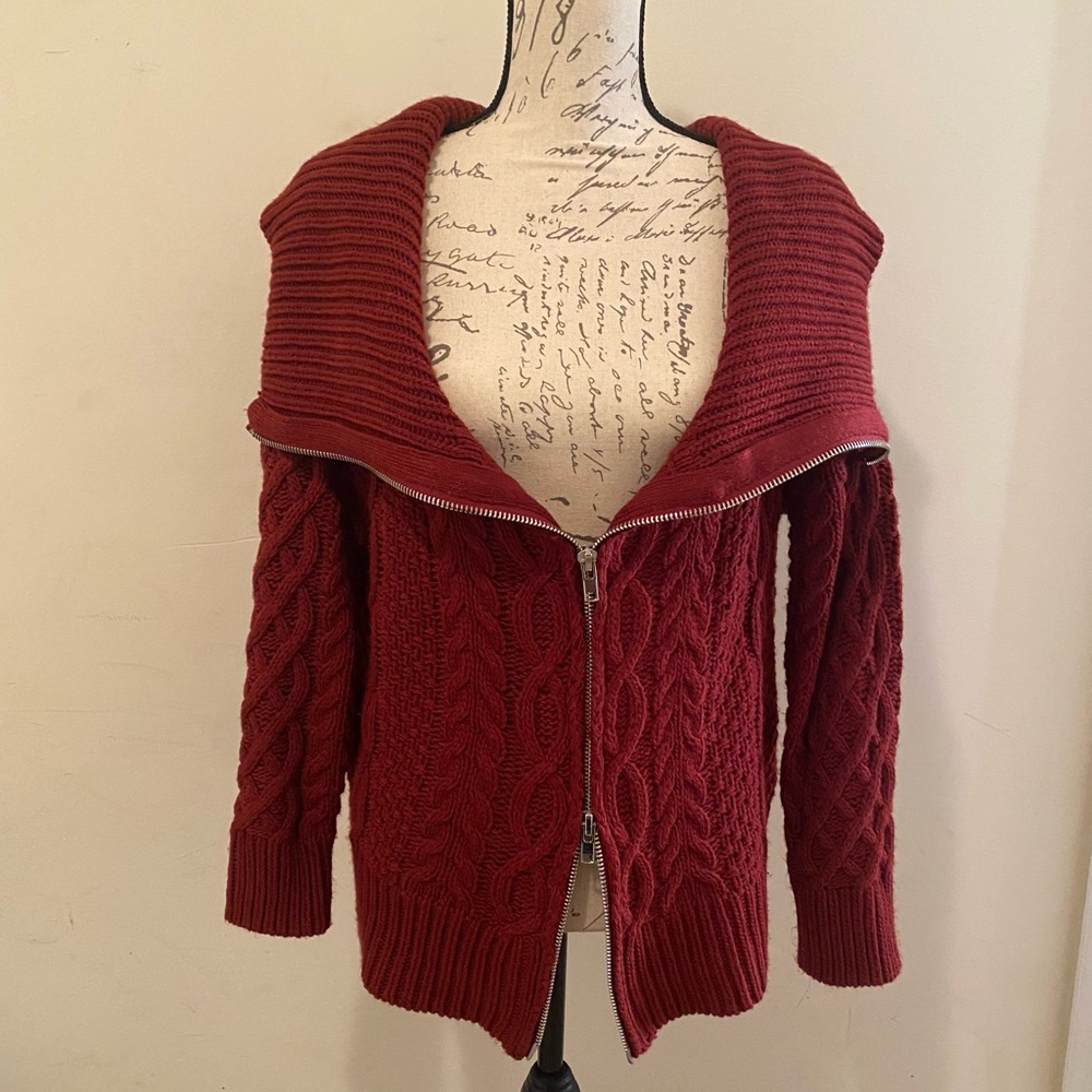 Venus Zipped Cable-knit Sweater | Burgundy | Size M